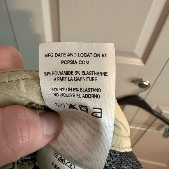 Patagonia Flat Front Shorts 38 - Picture 6 of 7